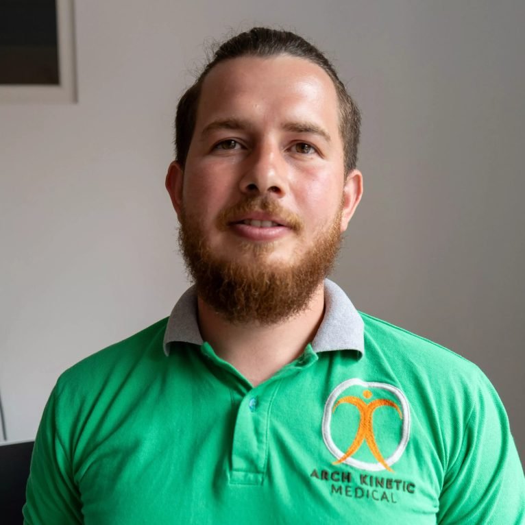 Tudor Madalin, fizioterapeut la Arch Kinetic Medical Brașov